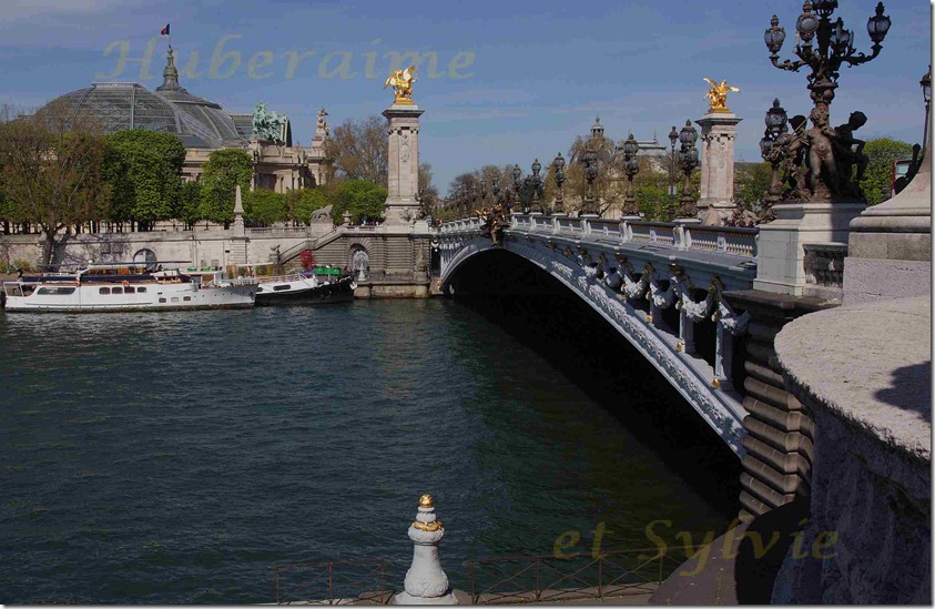 av-Paris Pont Alexandre III 01.04.12a